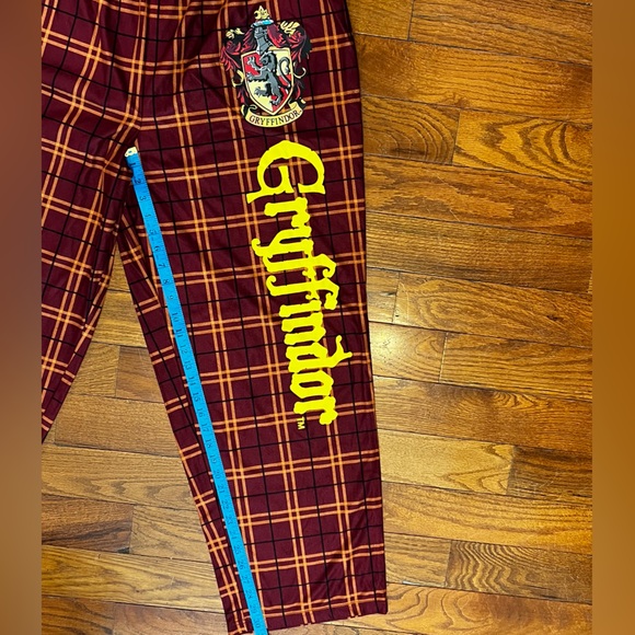 Harry Potter Gryffindor Pajama Pants - Men's XL - Picture 3 of 5